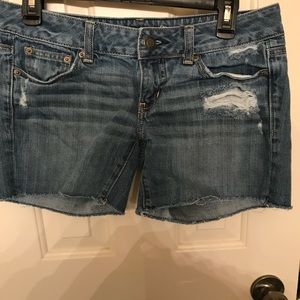 Distressed American Eagle shorts
